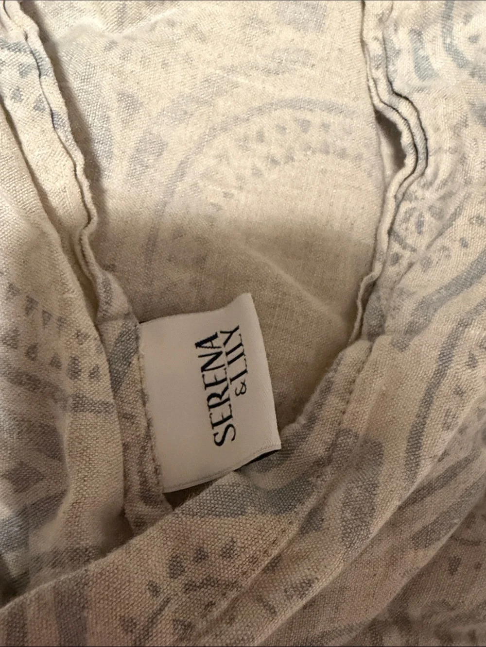 Beautiful Serena & Lily king sized 100% linen duvet cover and shams